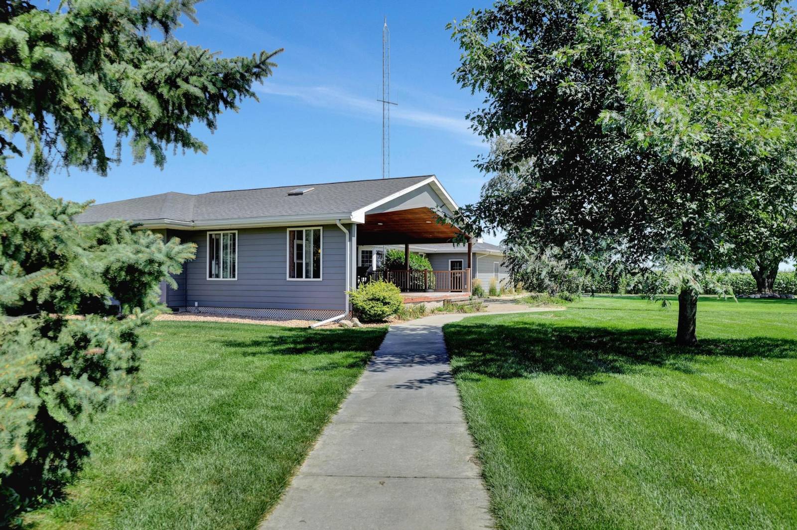 Photo 12 of 60 of home listing at 53872 863 Road, Plainview, NE 68769