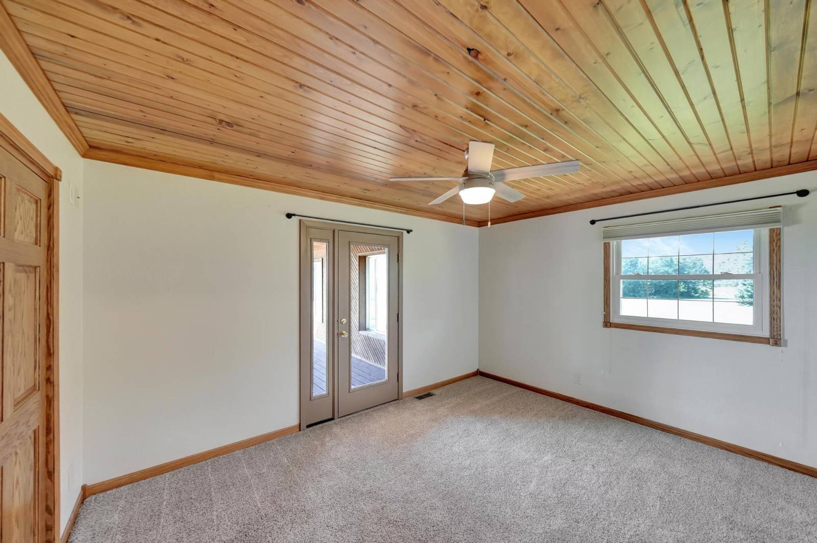 Photo 37 of 60 of home listing at 53872 863 Road, Plainview, NE 68769