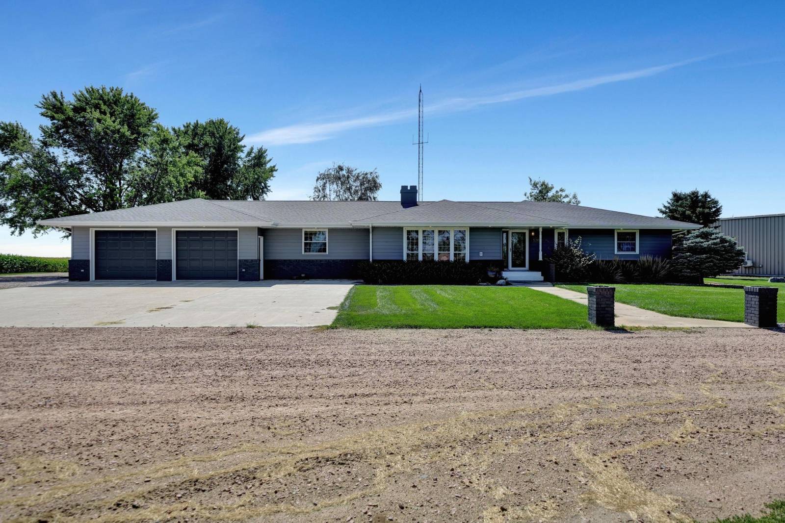 Photo 22 of 60 of home listing at 53872 863 Road, Plainview, NE 68769