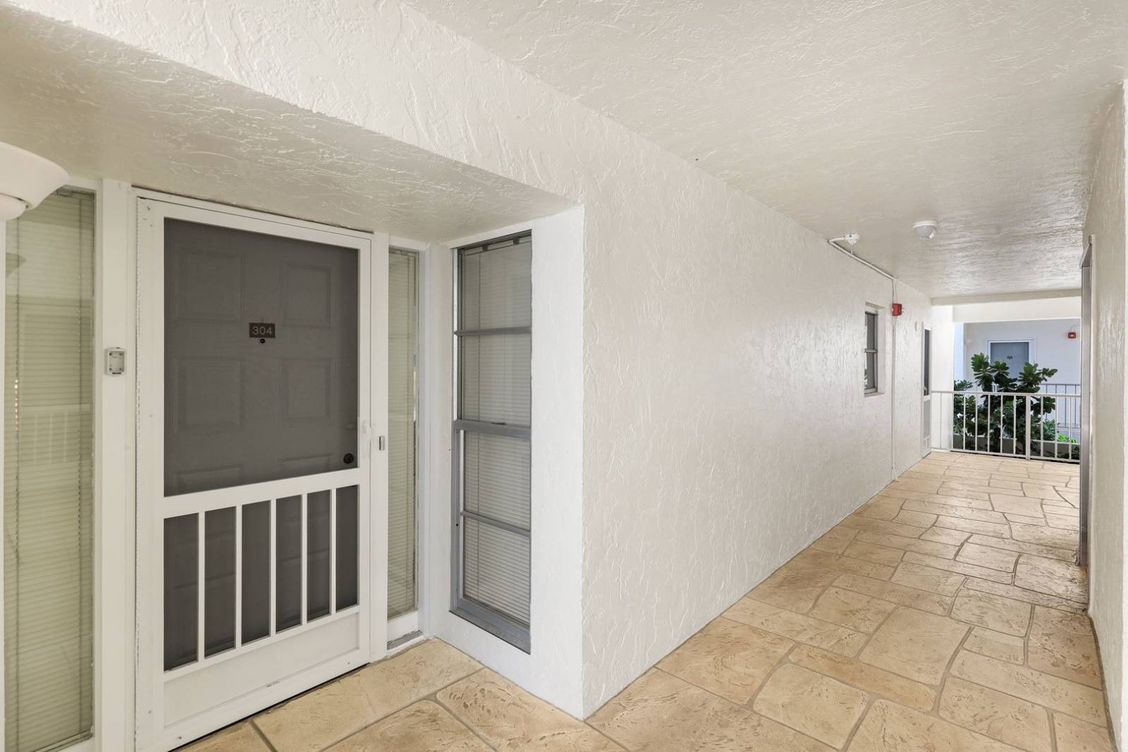848 Collier Ct, #304, Marco Island, FL 34145