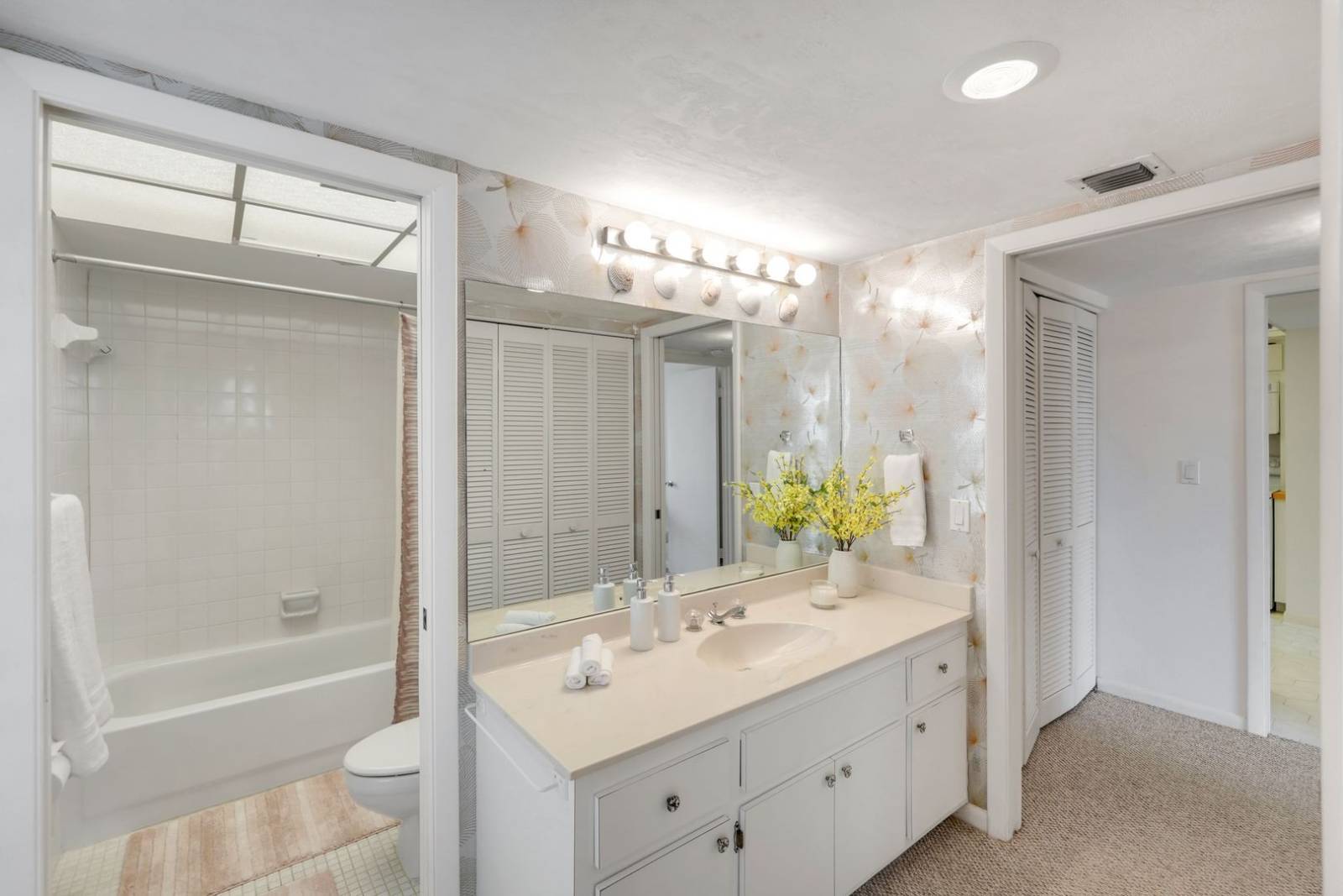 848 Collier Ct, #304, Marco Island, FL 34145