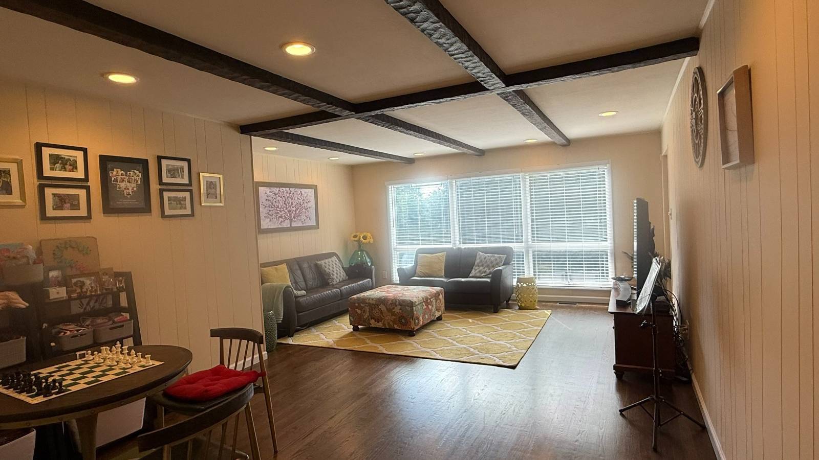 1 Niagara Dr