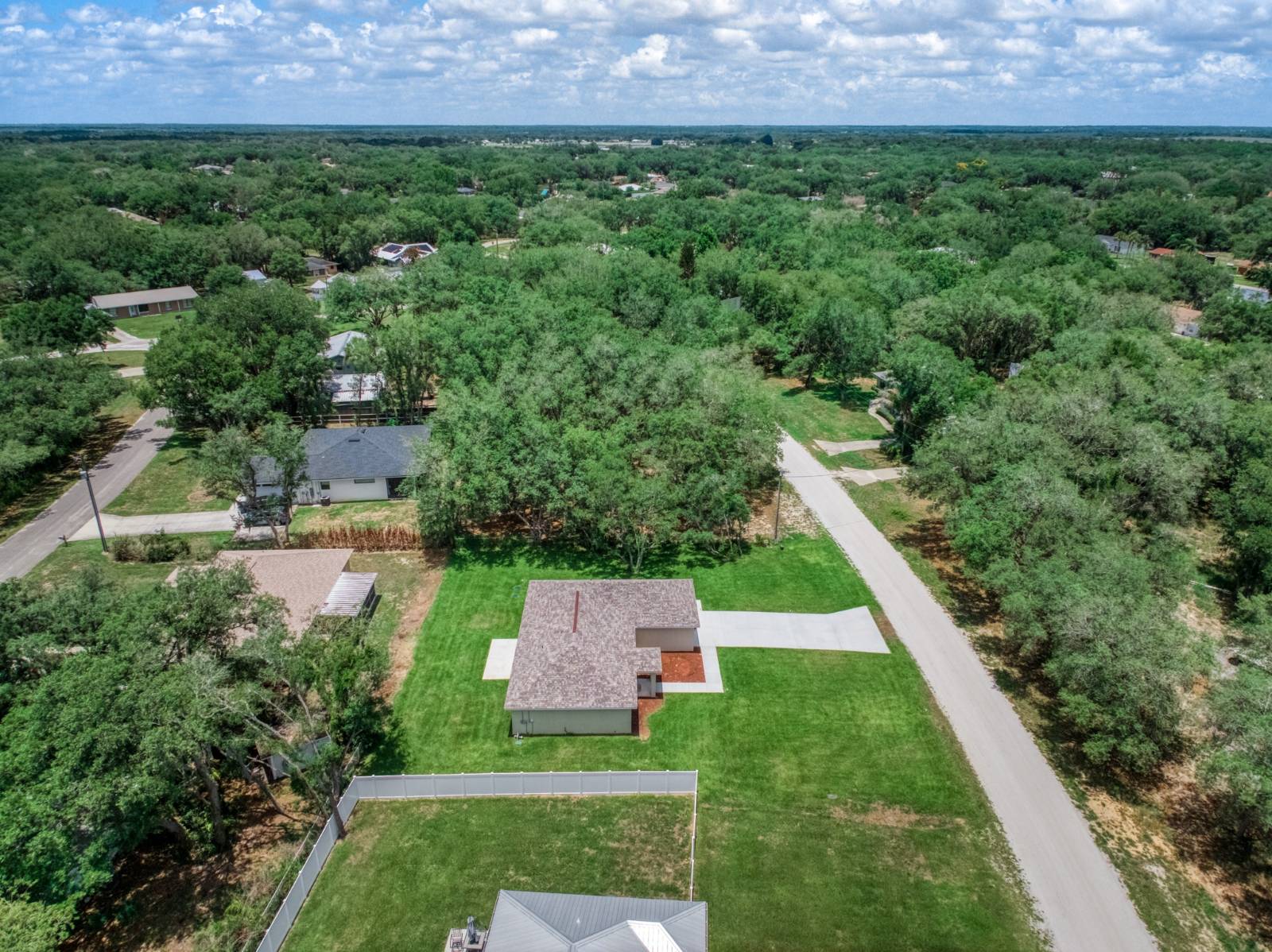 1913 N Iroquois Rd, AVON PARK, FL 33825