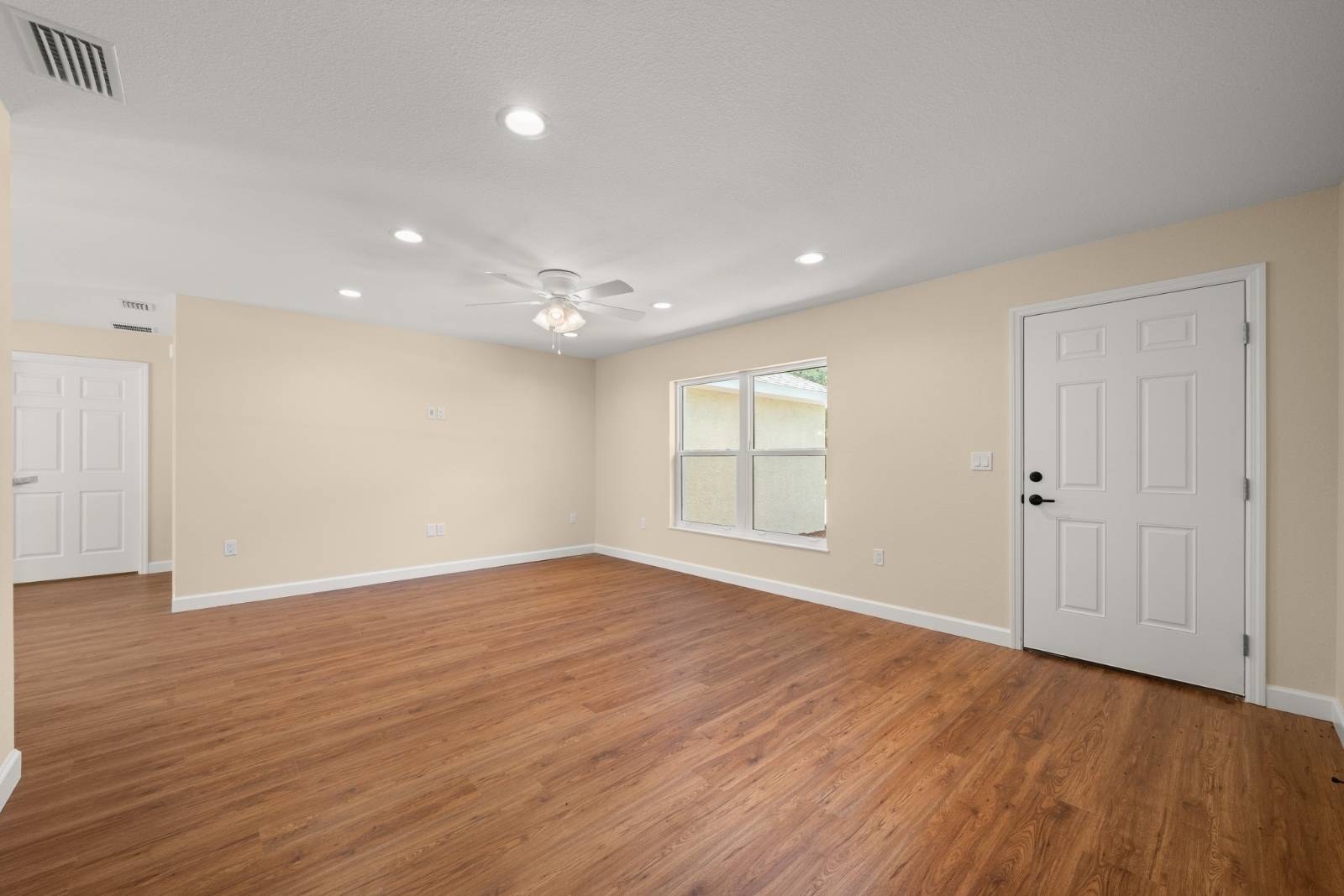 1913 N Iroquois Rd, AVON PARK, FL 33825