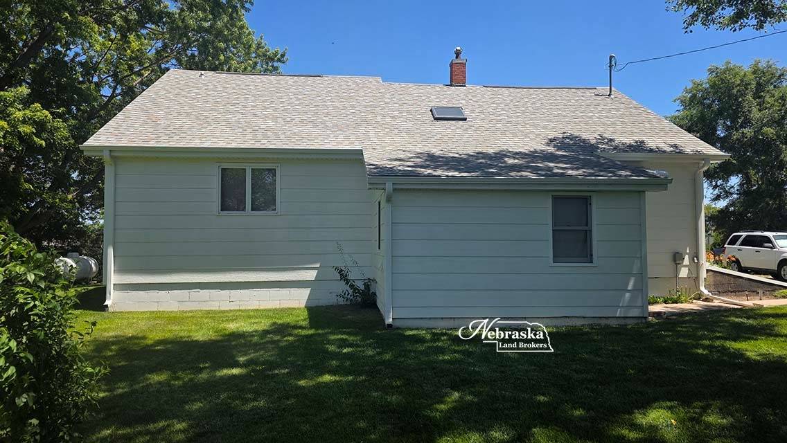 Photo 8 of 38 of home listing at 305 North Garrison, Wallace, NE 69169