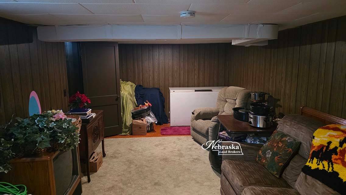 Photo 29 of 38 of home listing at 305 North Garrison, Wallace, NE 69169