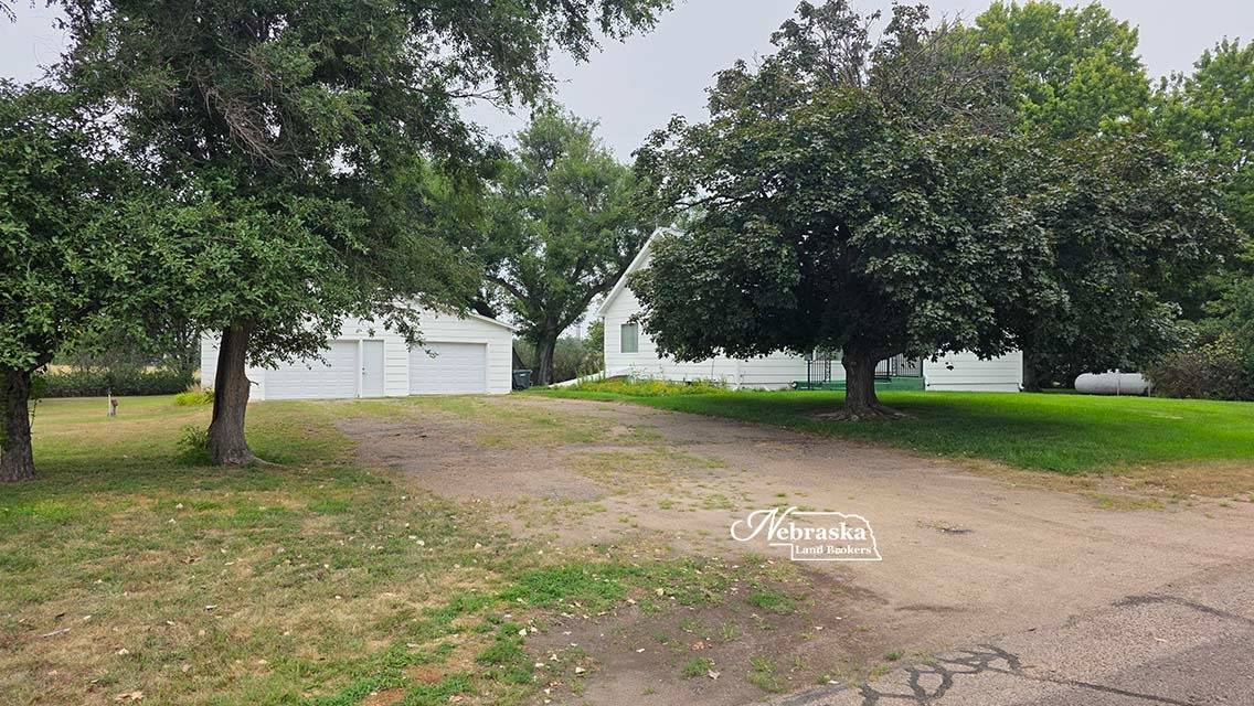 Photo 32 of 38 of home listing at 305 North Garrison, Wallace, NE 69169