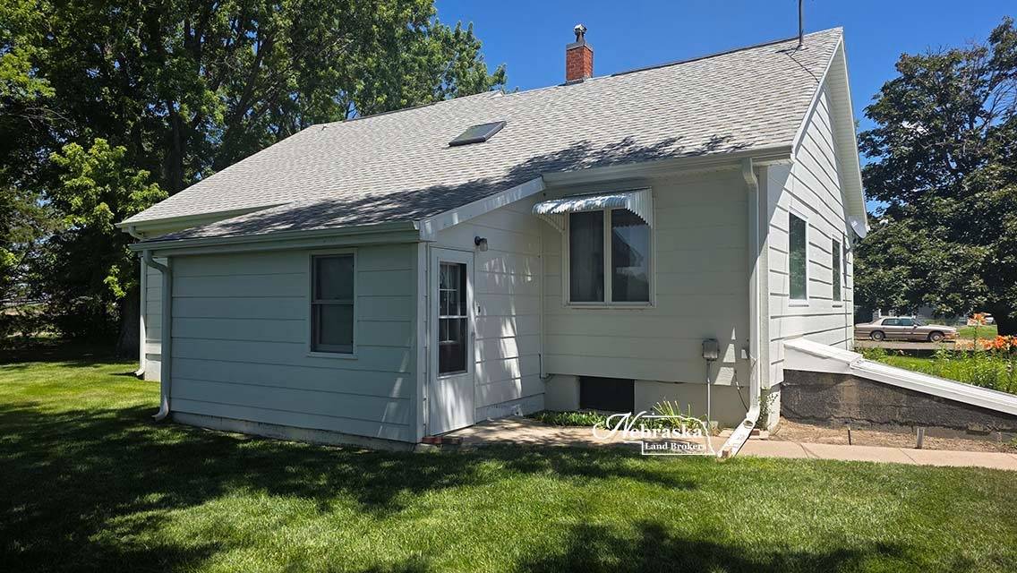 Photo 9 of 38 of home listing at 305 North Garrison, Wallace, NE 69169