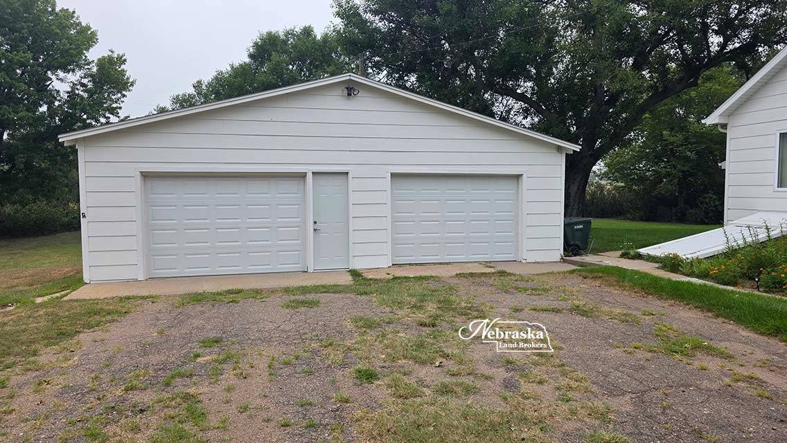 Photo 14 of 38 of home listing at 305 North Garrison, Wallace, NE 69169
