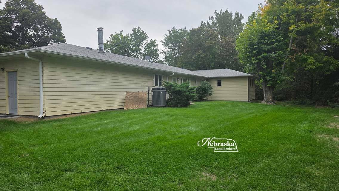 Photo 15 of 56 of farm or ranch property listing at 1365 N Wild Rose Road, Hershey, NE 69143