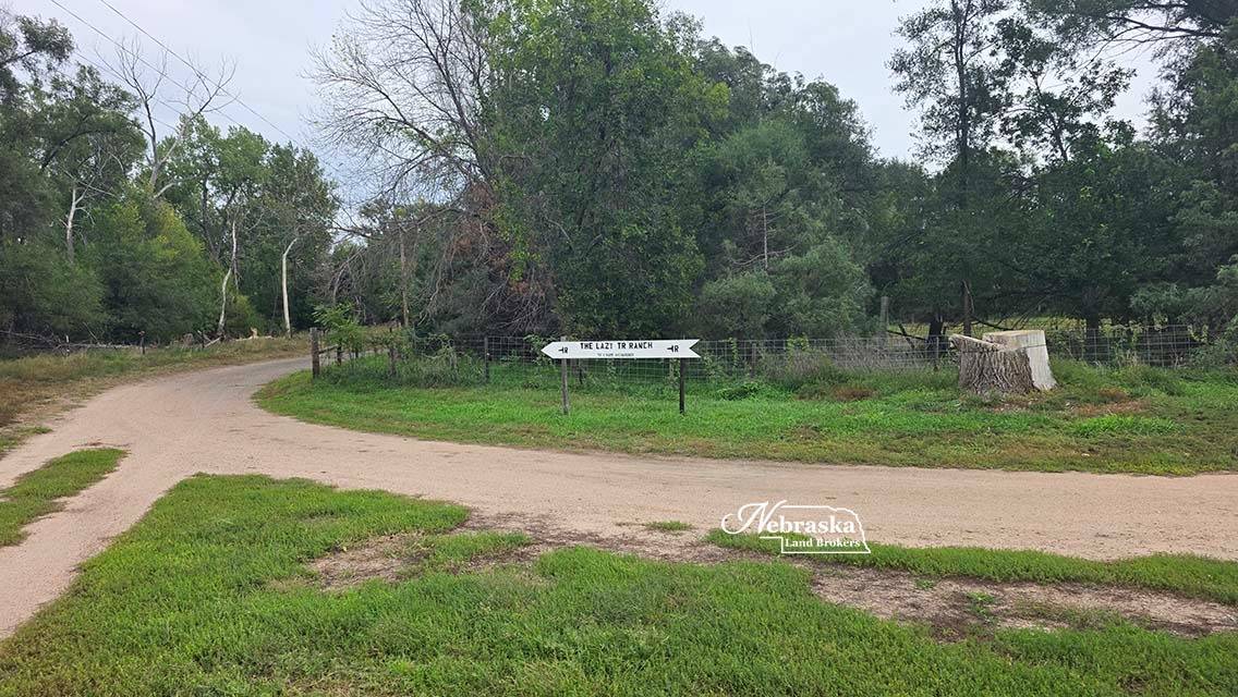 Photo 24 of 56 of farm or ranch property listing at 1365 N Wild Rose Road, Hershey, NE 69143