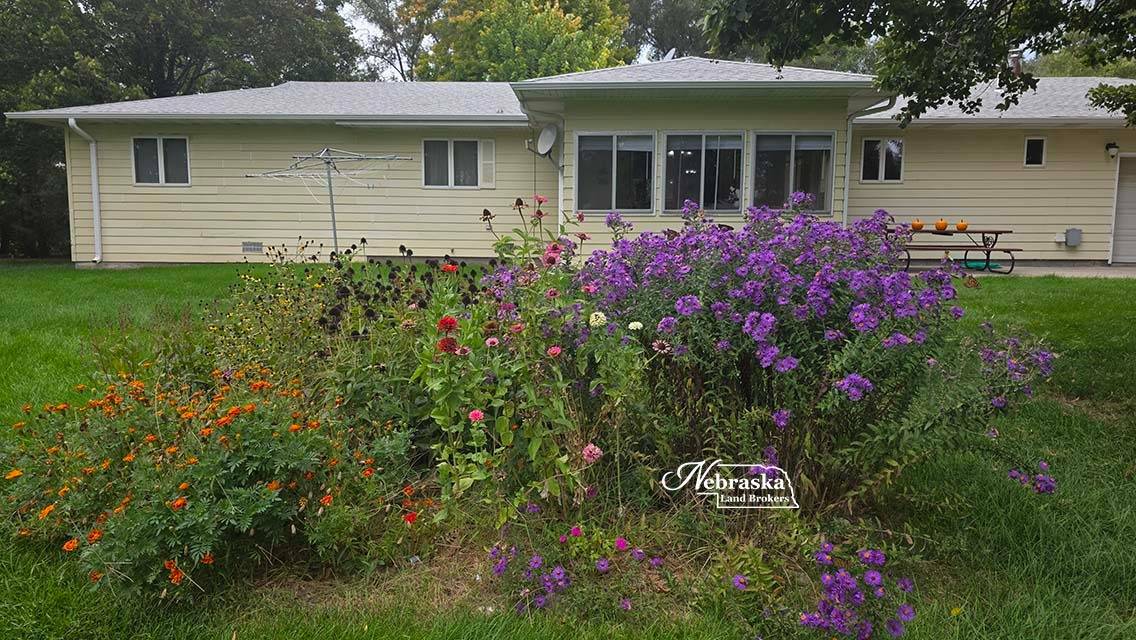 Photo 16 of 56 of farm or ranch property listing at 1365 N Wild Rose Road, Hershey, NE 69143