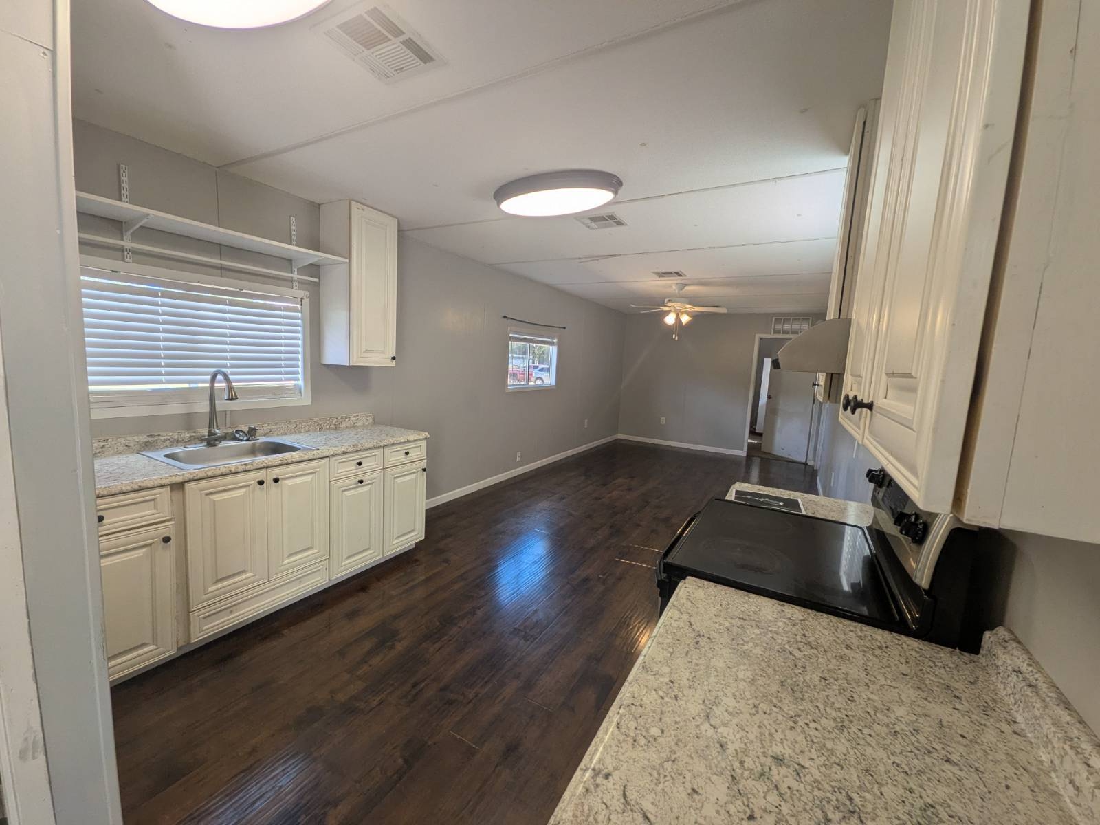 affordable homeownership options, community management, find your place at Hometown Communities, manufactured home communitie