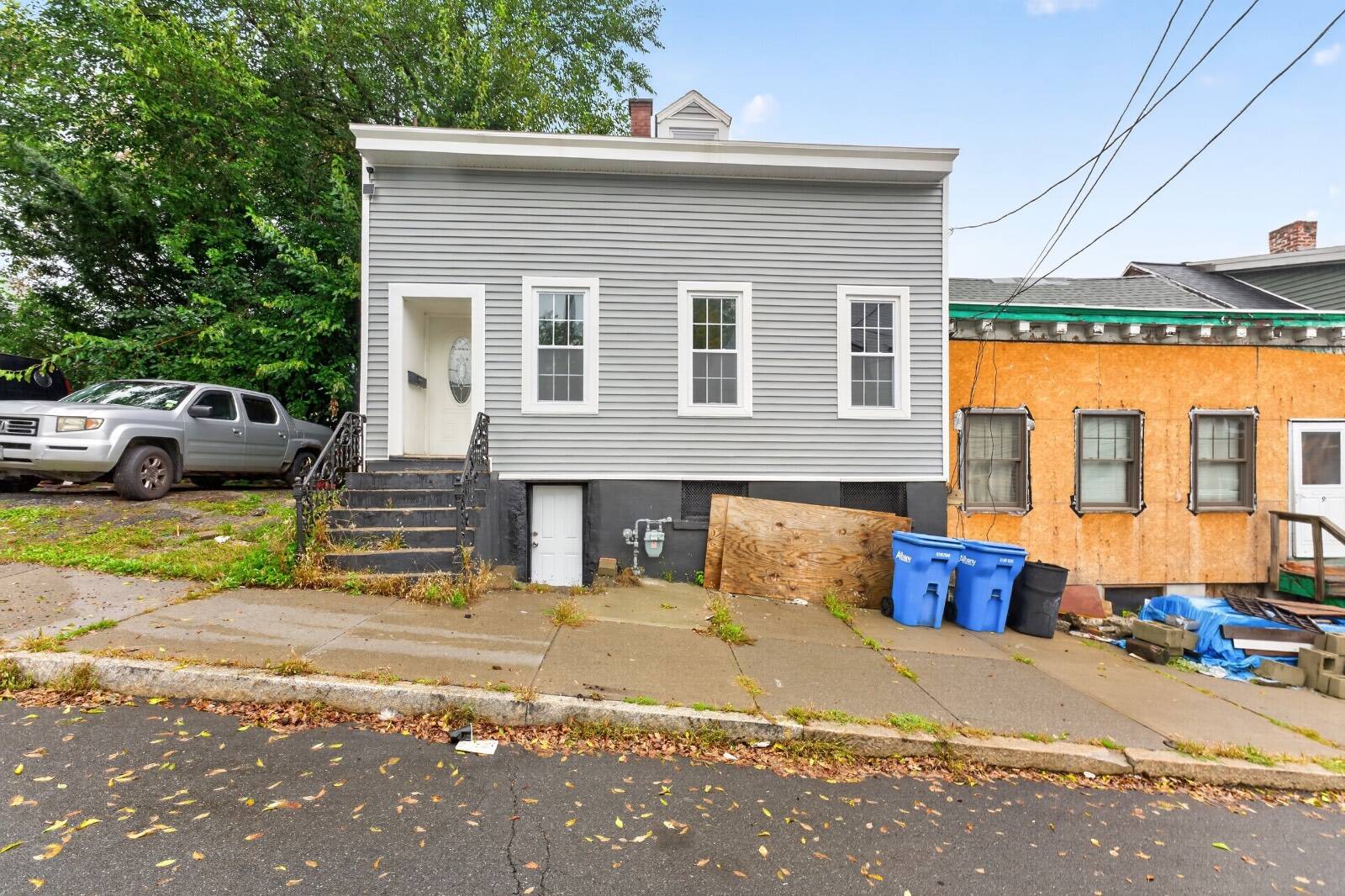 11 Cuyler St