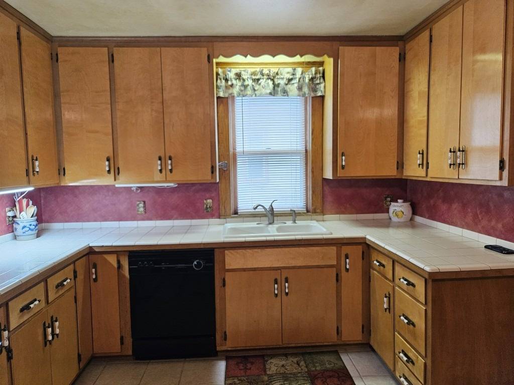 Photo 13 of 39 of home listing at 228 Reed Street, Crawford, NE 69339