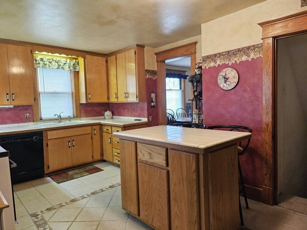 Photo 14 of 39 of home listing at 228 Reed Street, Crawford, NE 69339