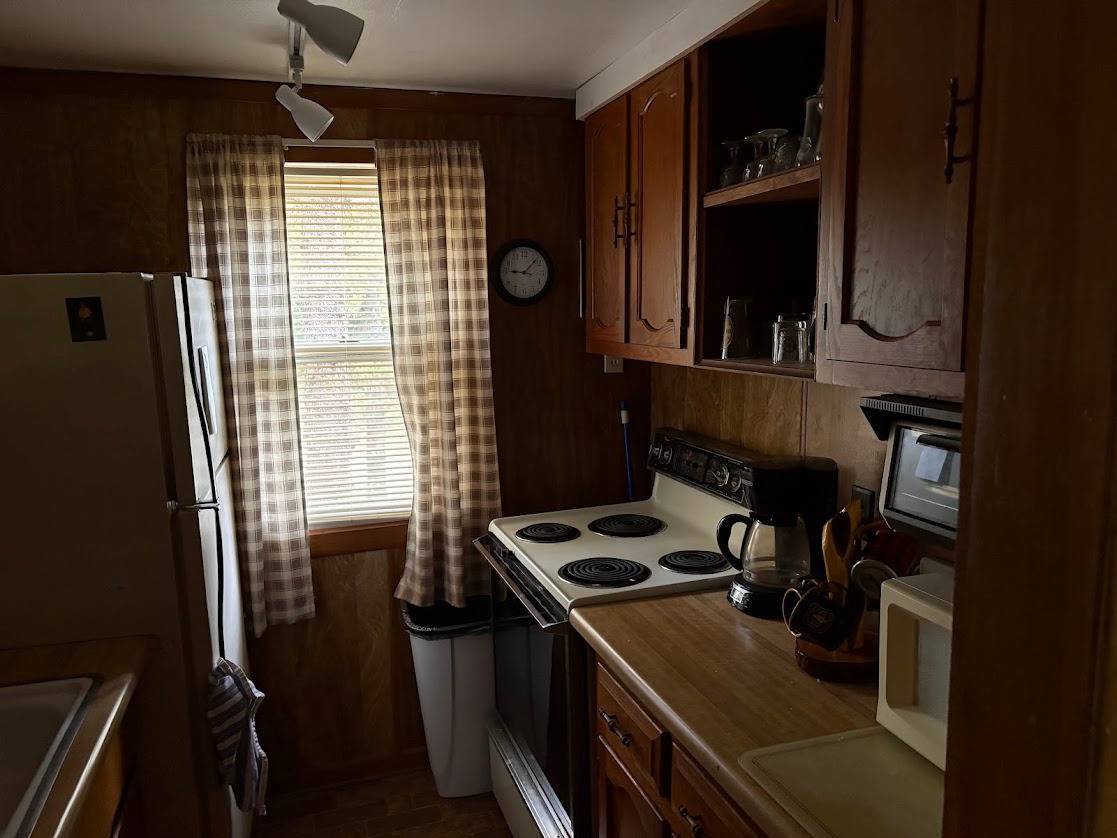 426 Brady Beach Rd