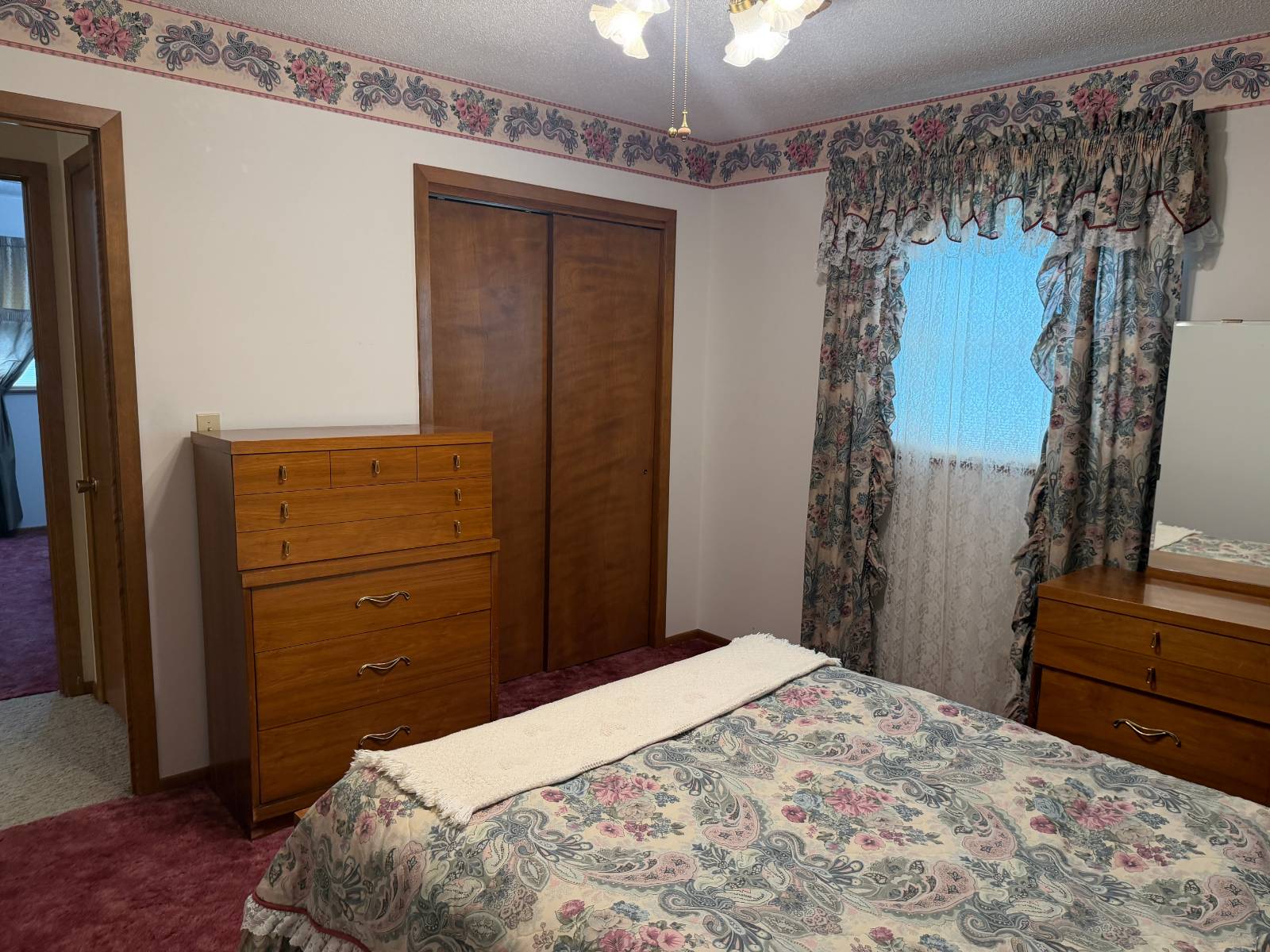 Photo 30 of 51 of home listing at 736 N H, Broken Bow, NE 68822