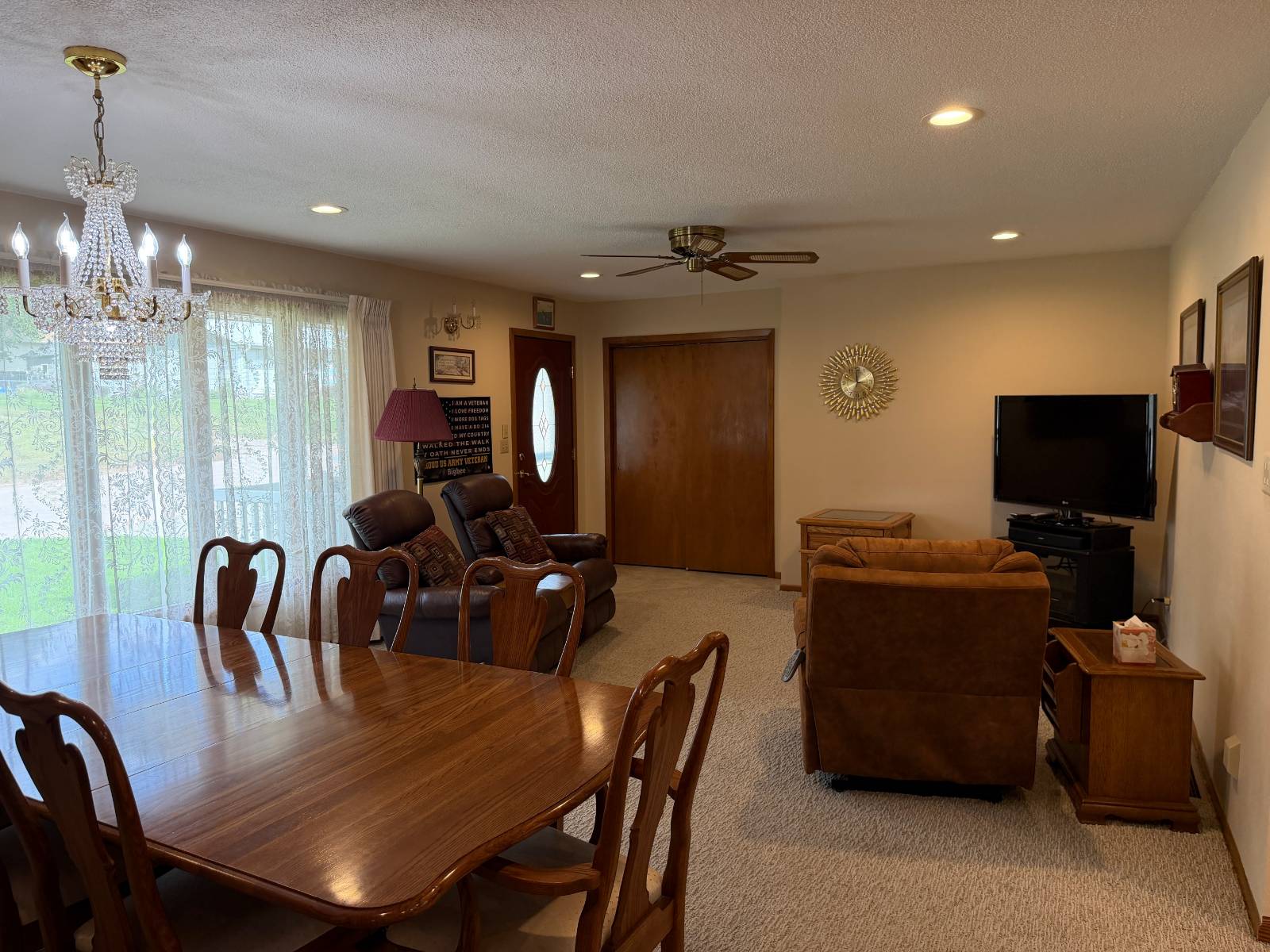 Photo 8 of 51 of home listing at 736 N H, Broken Bow, NE 68822