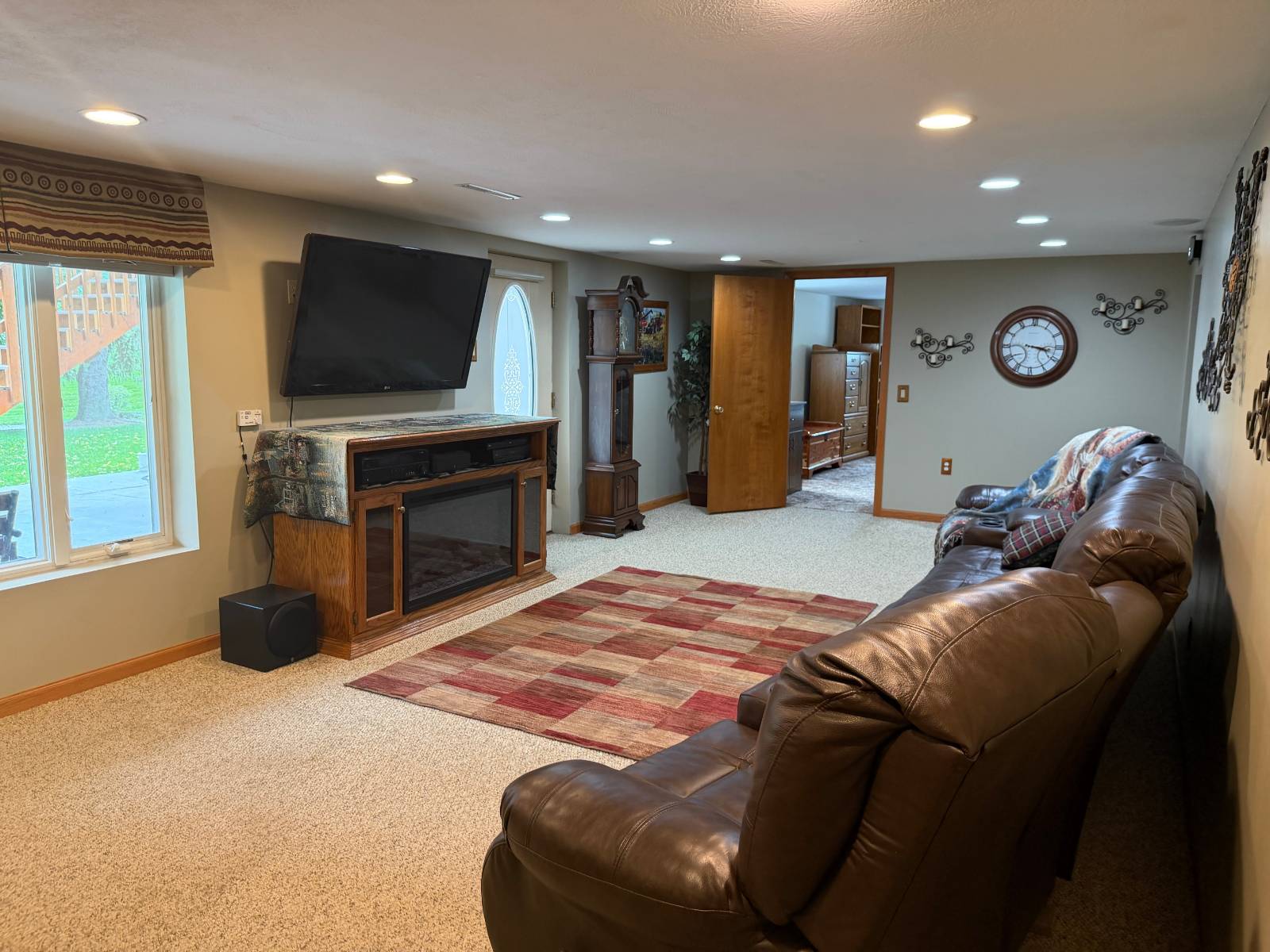 Photo 39 of 51 of home listing at 736 N H, Broken Bow, NE 68822