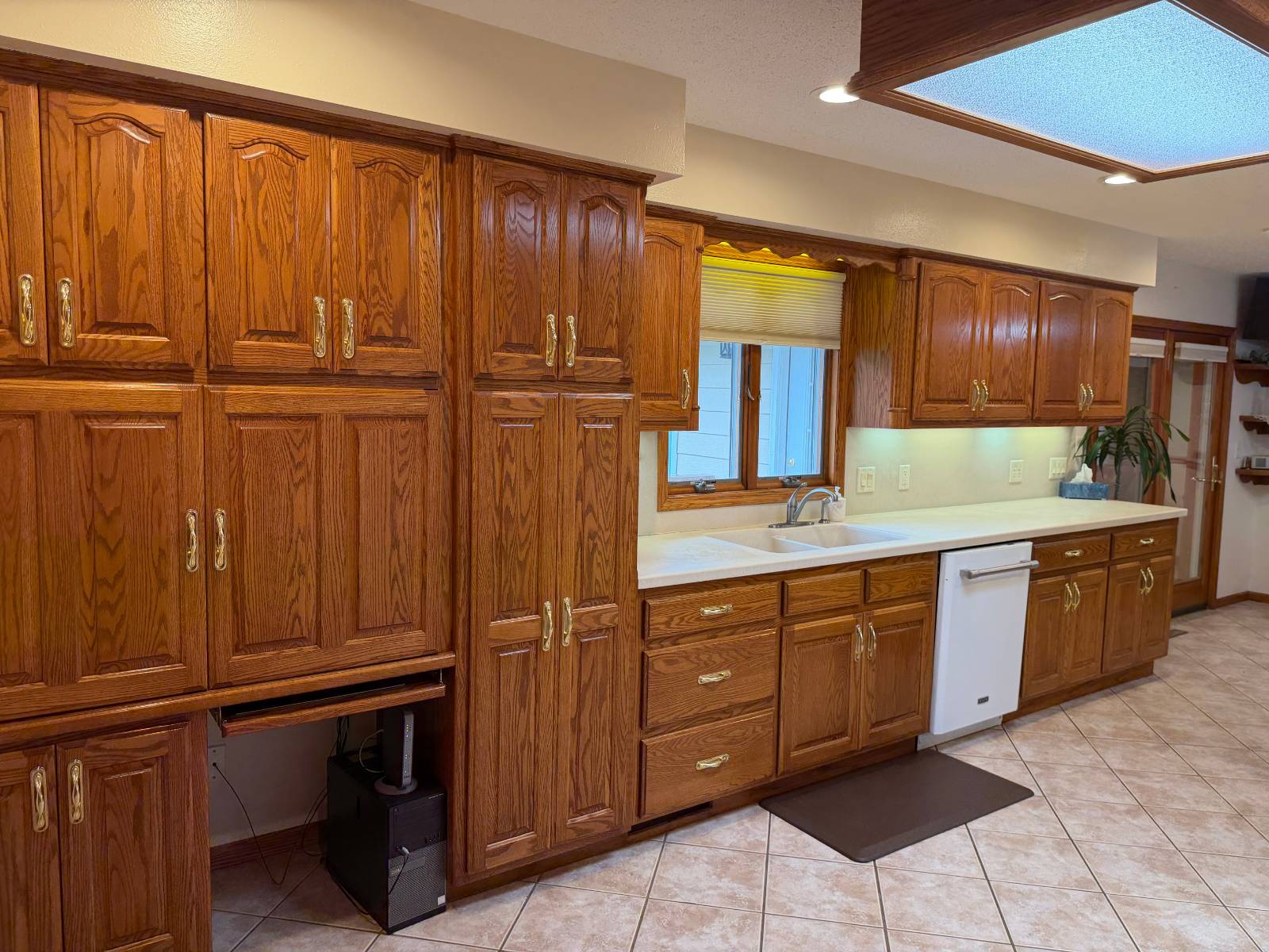 Photo 18 of 51 of home listing at 736 N H, Broken Bow, NE 68822