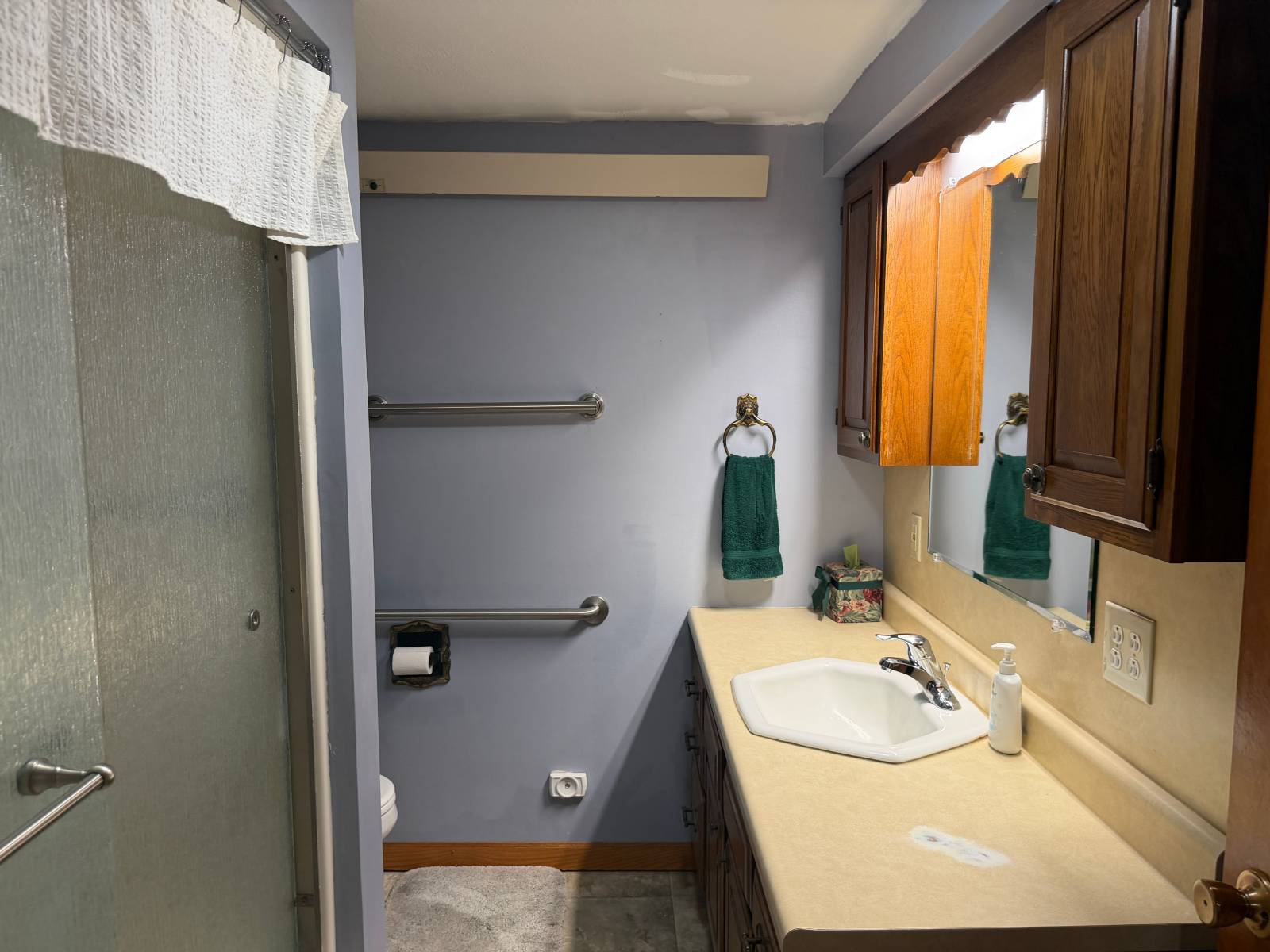 Photo 45 of 51 of home listing at 736 N H, Broken Bow, NE 68822