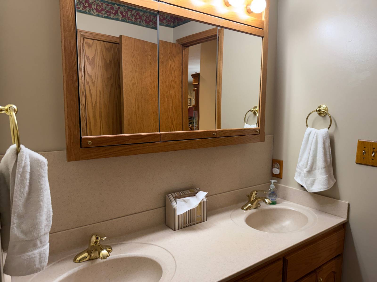 Photo 25 of 51 of home listing at 736 N H, Broken Bow, NE 68822