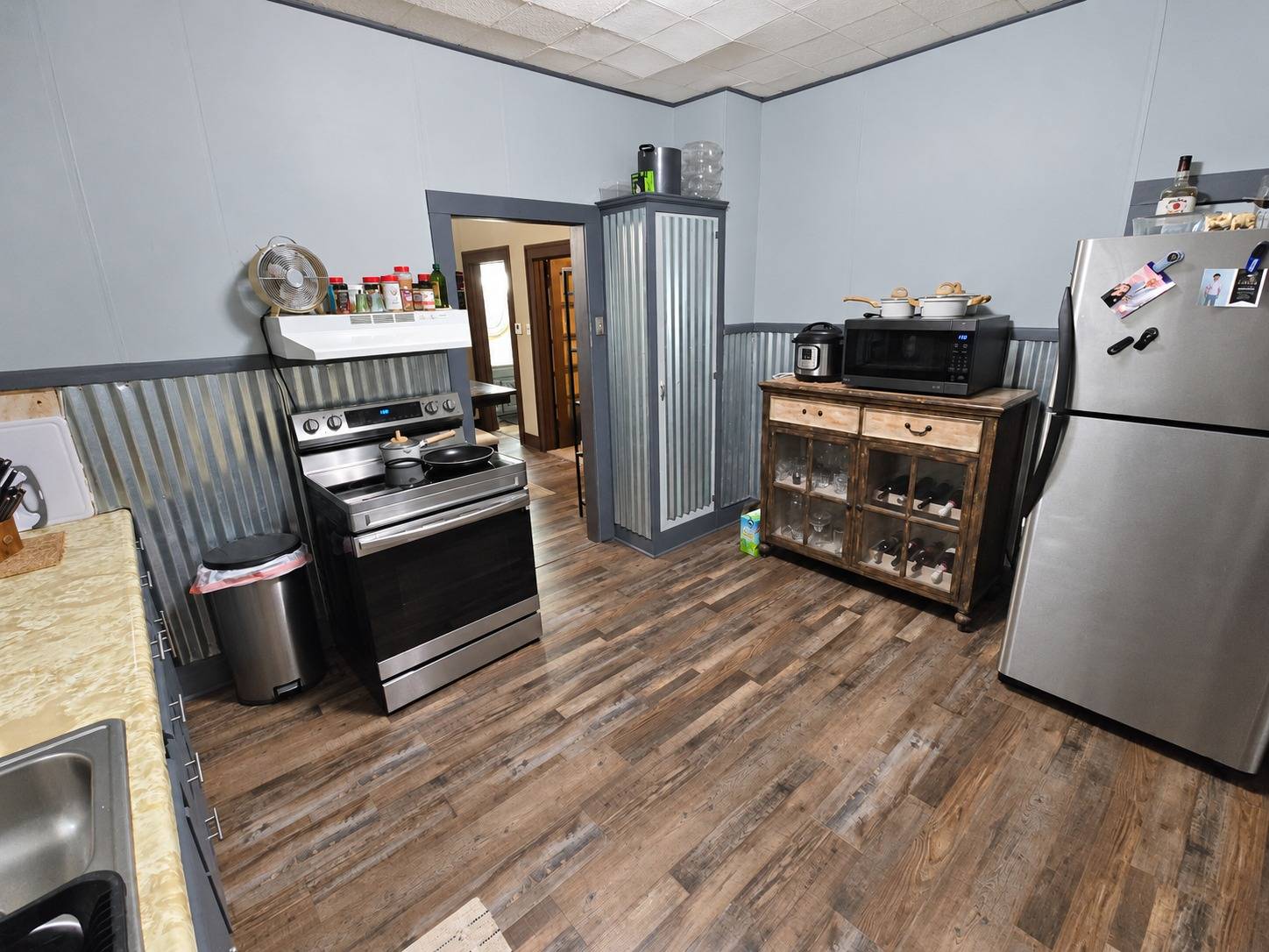Photo 5 of 15 of home listing at 815 4th Ave, Nebraska City, NE 68410