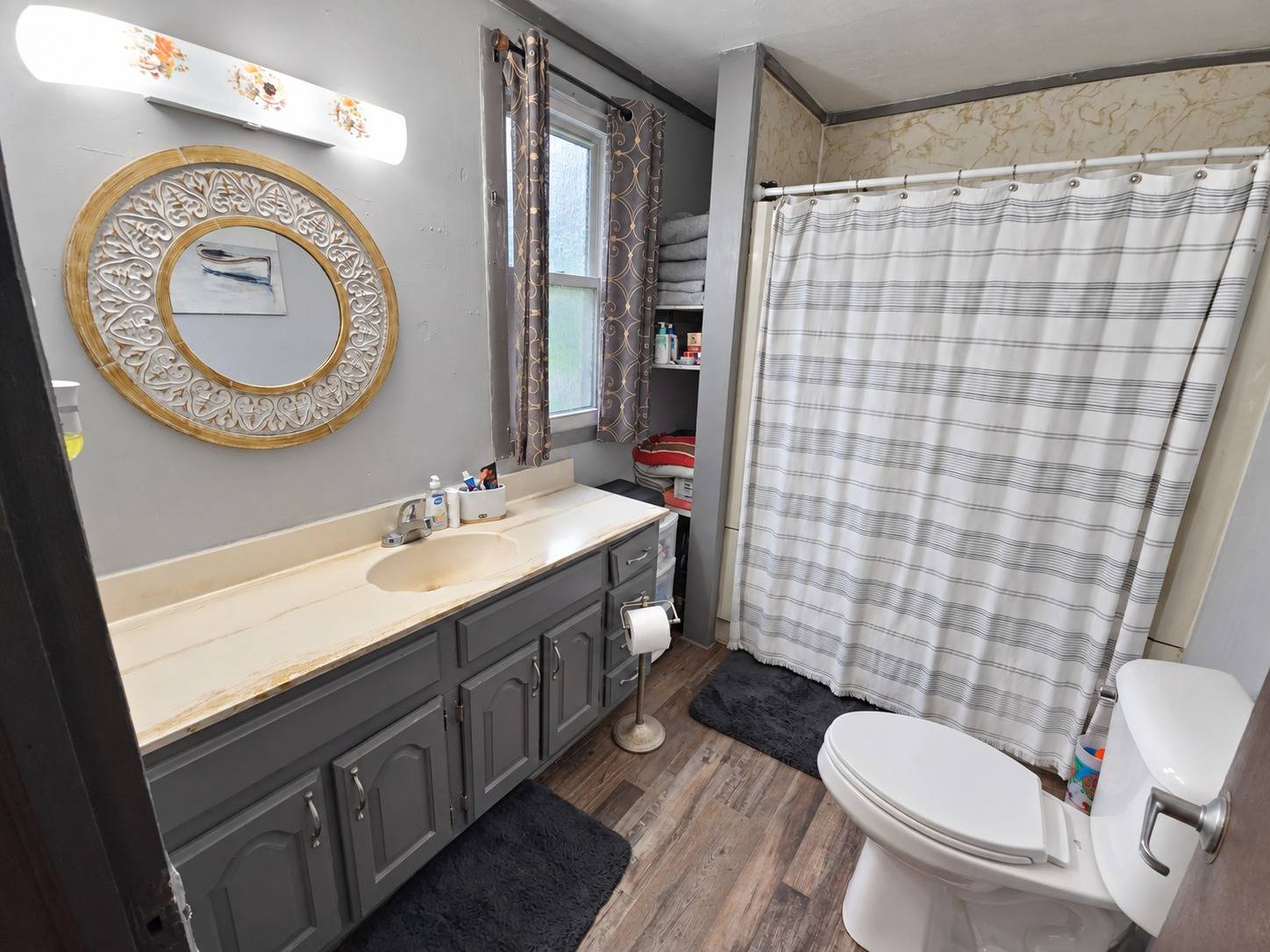 Photo 11 of 15 of home listing at 815 4th Ave, Nebraska City, NE 68410