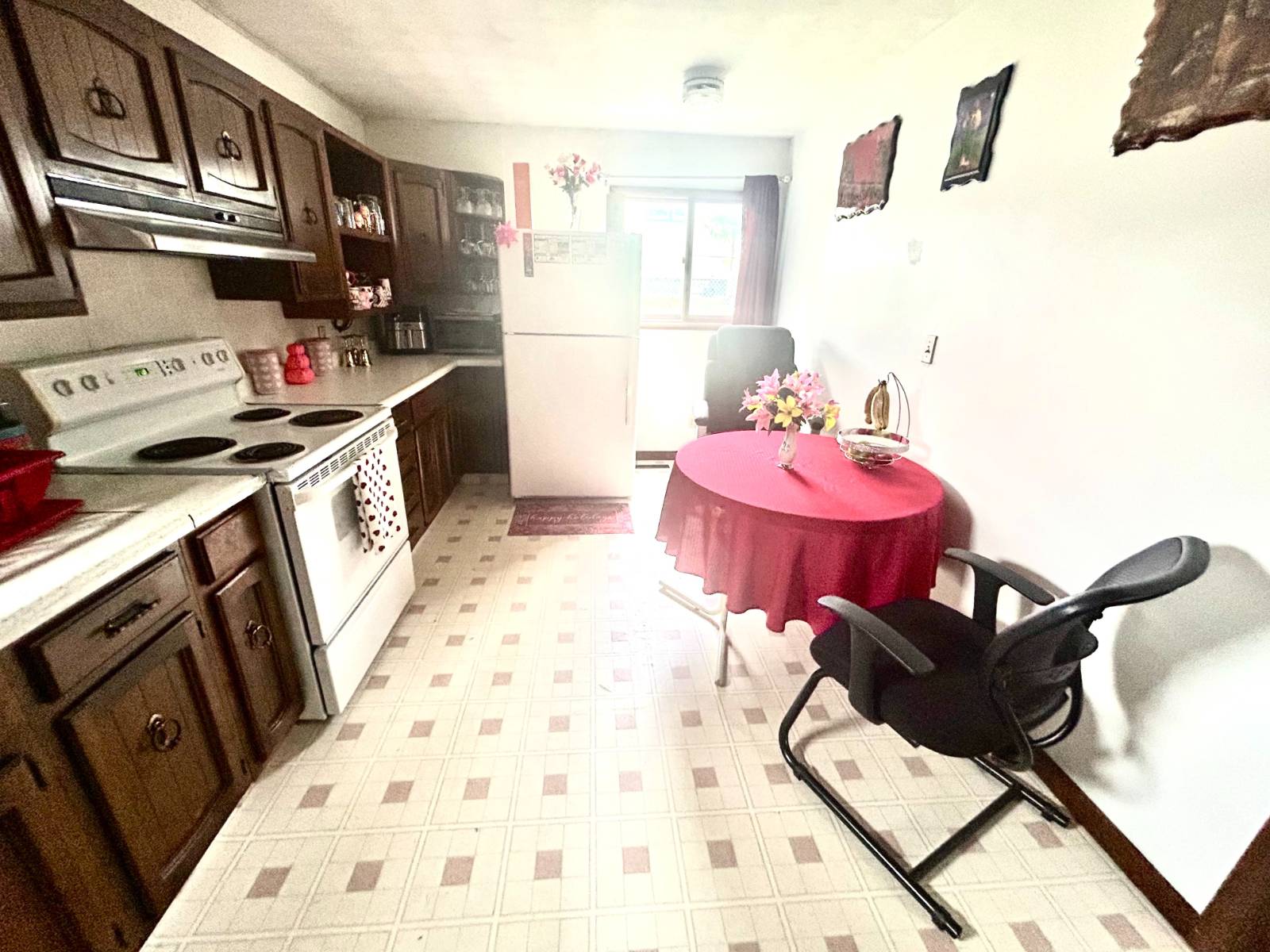 Photo 6 of 12 of home listing at 158 Maverick, Gordon, NE 69343
