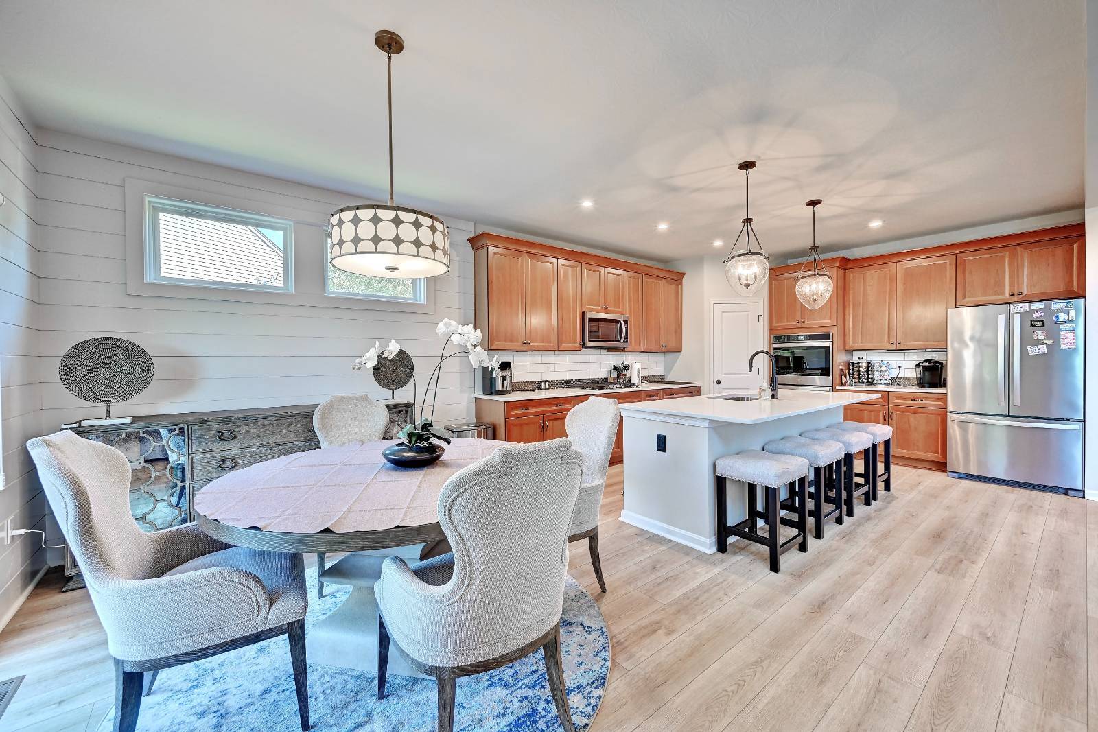 10081 Barronne St.