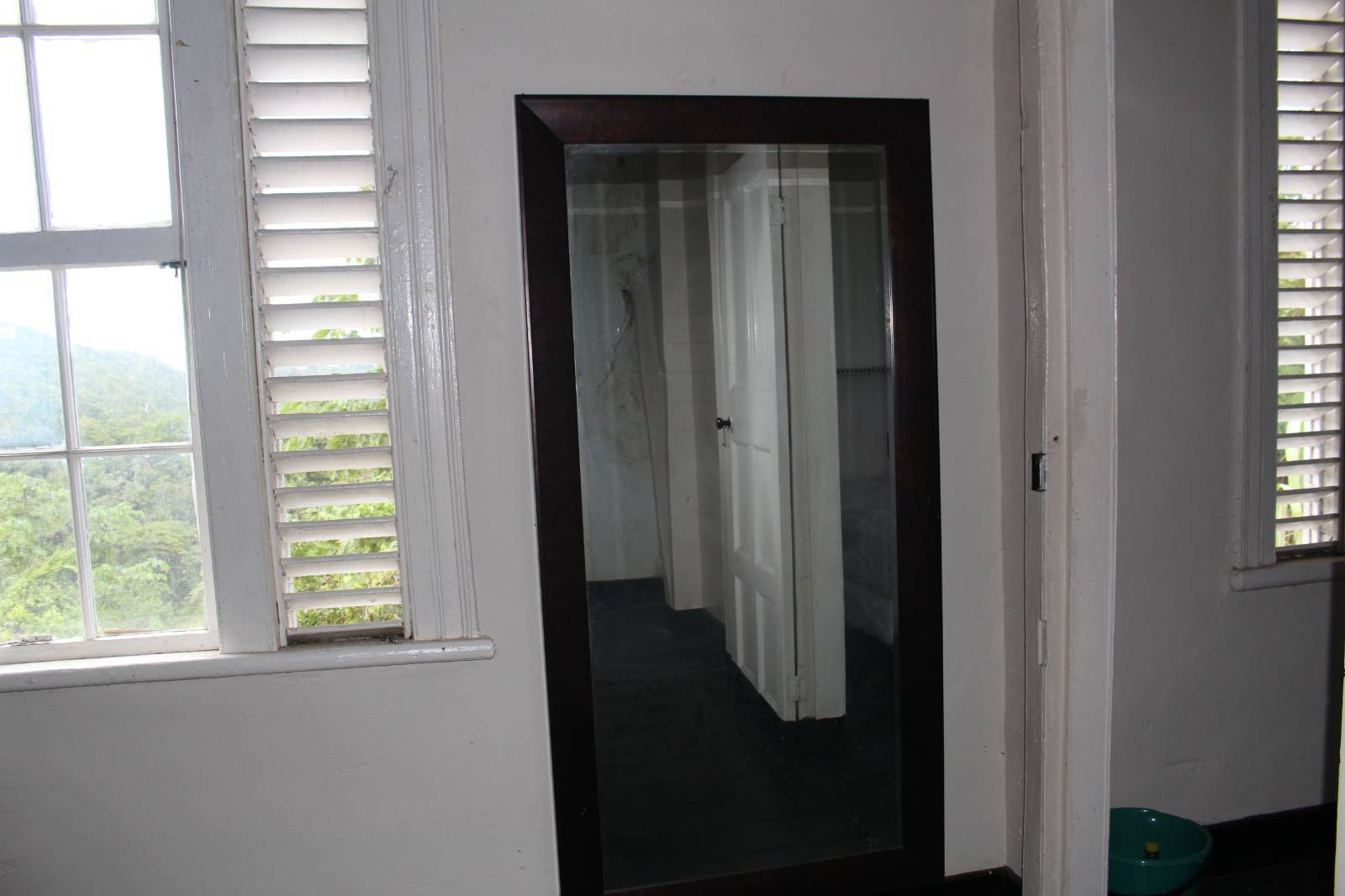 1 Windsor Estate, Retreat Jamaica, FL 00000