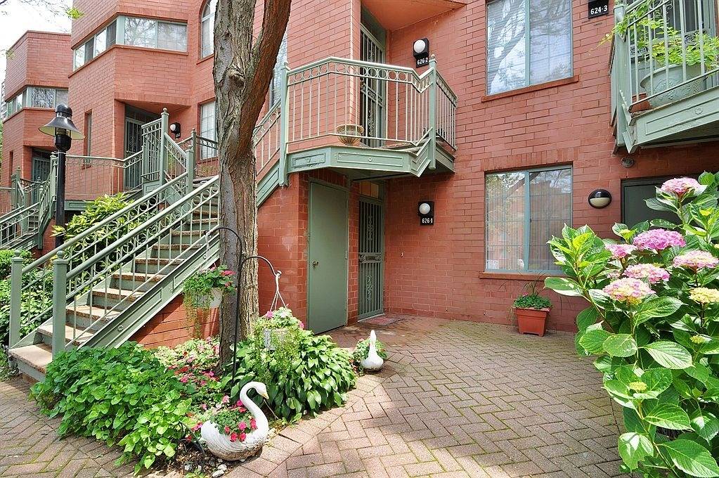 570-2 Louisiana Avenue, #2