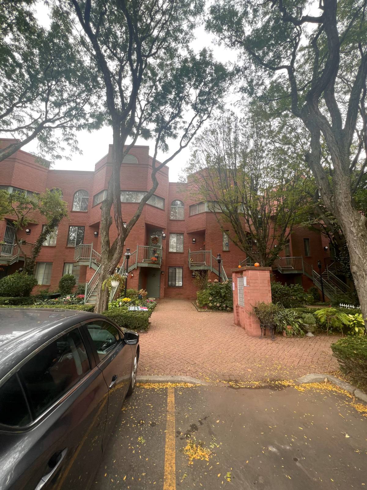 570-2 Louisiana Avenue, #2