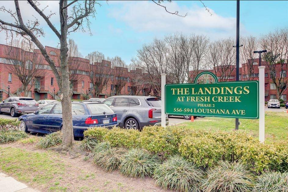 570-2 Louisiana Avenue, #2