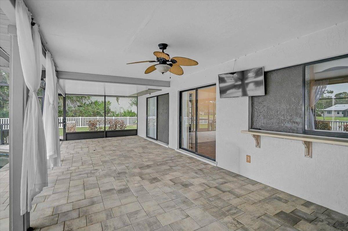 509 137th St E, Bradenton, FL 34212