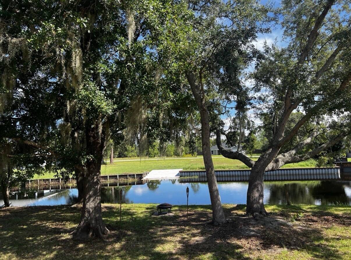 1155 Winter Green St, Lake Placid, FL 33852