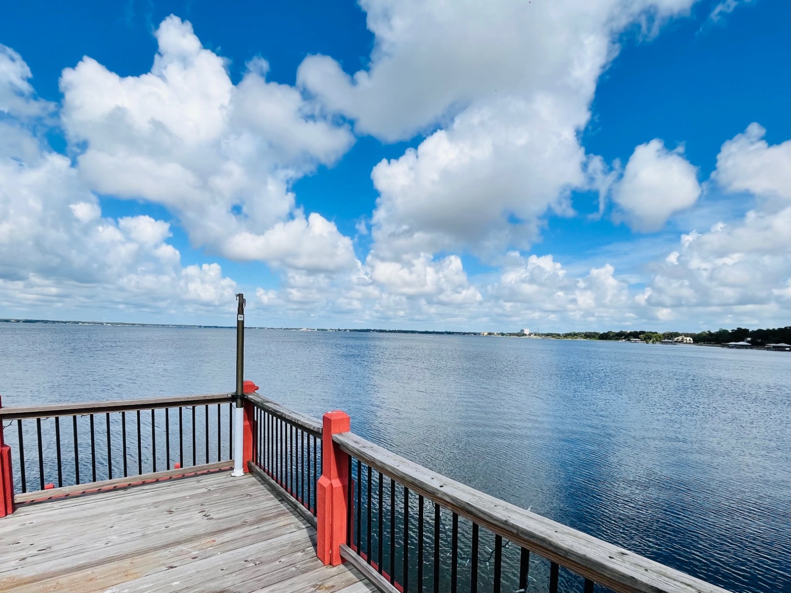 1209 Lakeview Dr, Sebring, FL 33870
