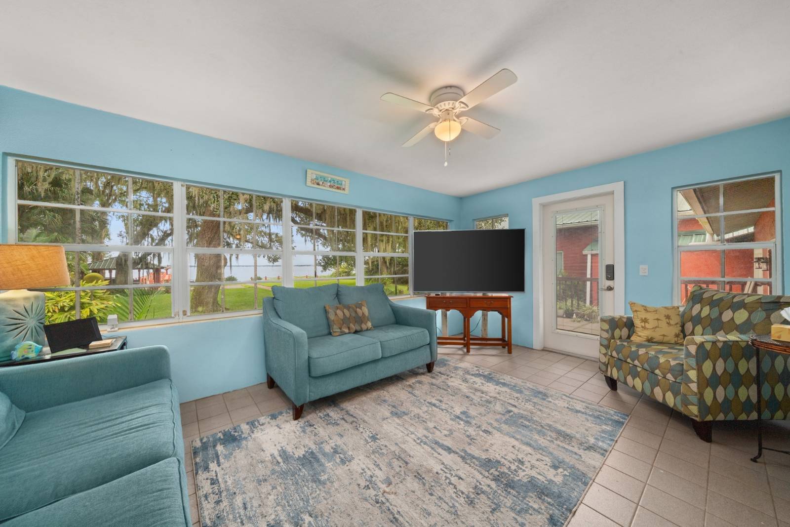 1209 Lakeview Dr, Sebring, FL 33870