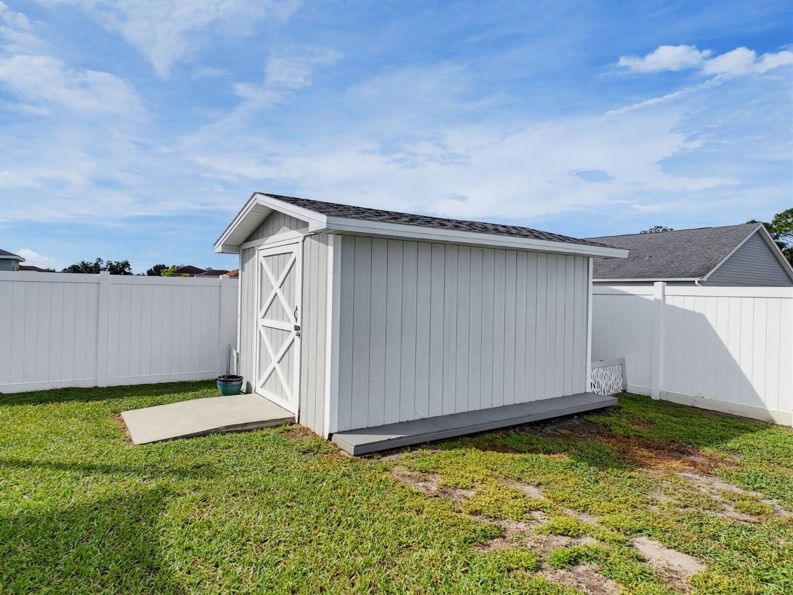 8151 WILDER LOOP, Lakeland, FL 33809