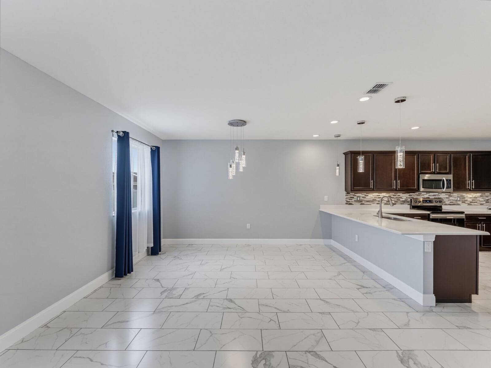 8151 WILDER LOOP, Lakeland, FL 33809