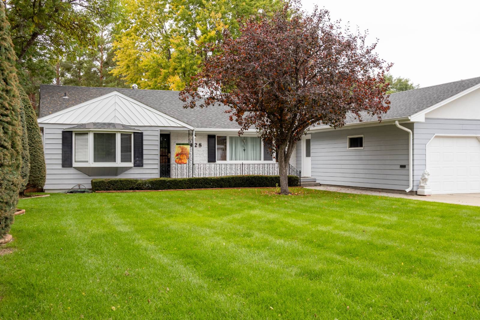 Photo 5 of 60 of home listing at 1428 Emerson, Alliance, NE 69301