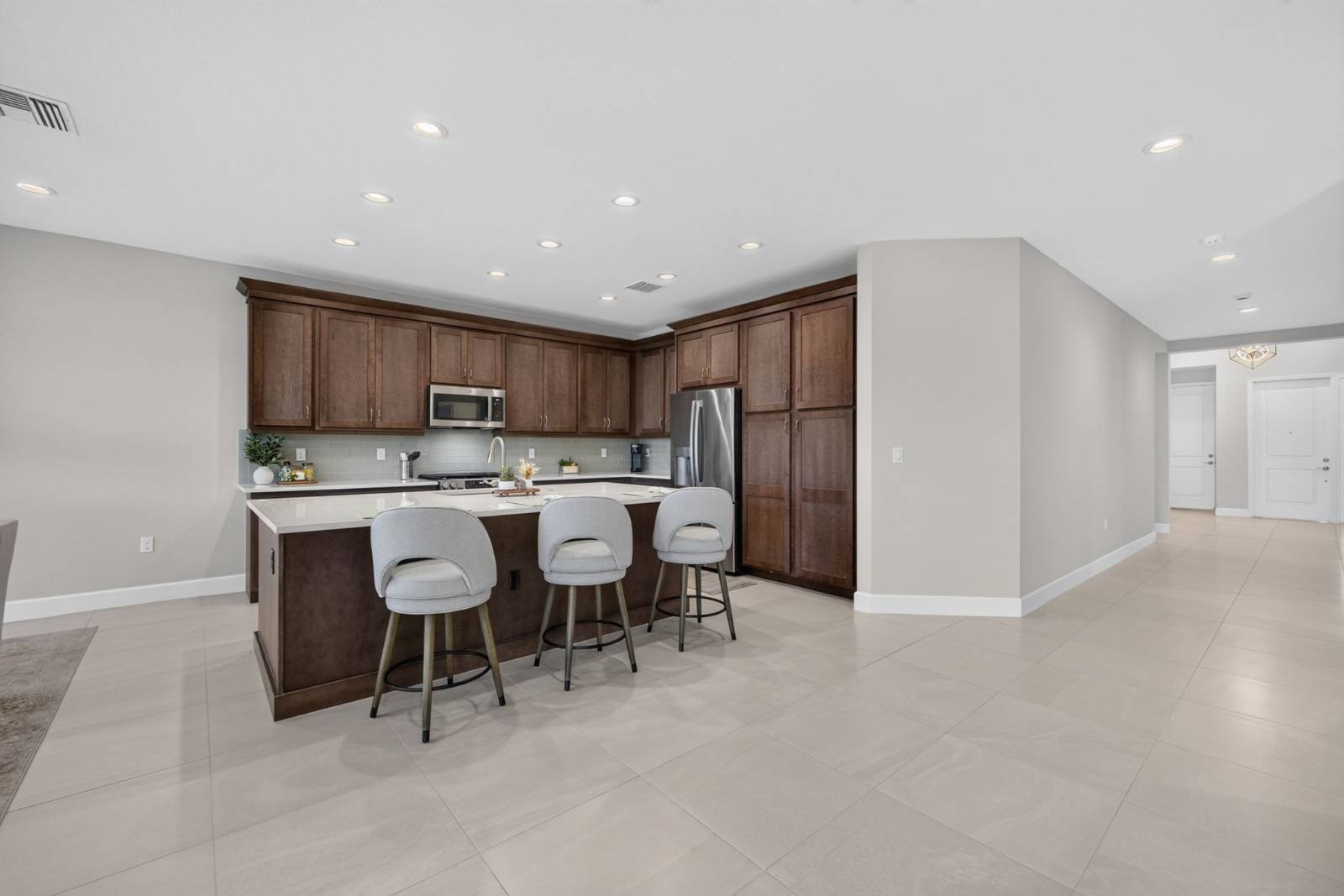 12445 SW High Tide Road, Port Saint Lucie, FL 34987