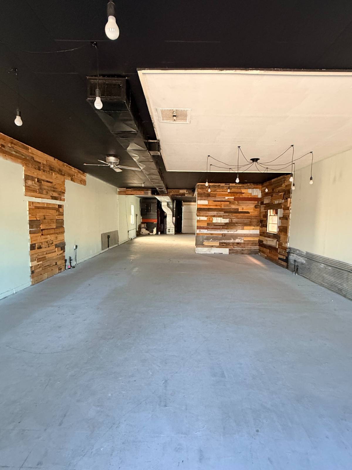 Photo 6 of 7 of commercial property listing at 615 W 3rd St, Alliance, NE 69301