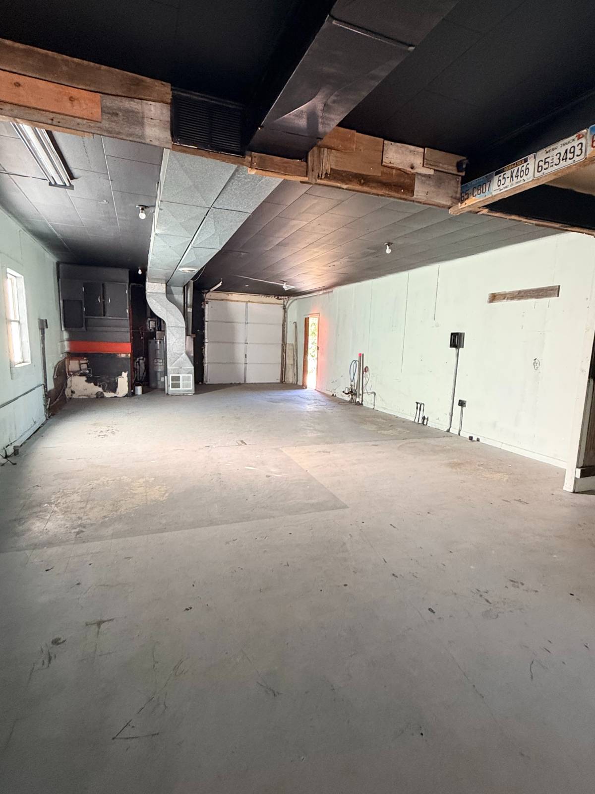 Photo 7 of 7 of commercial property listing at 615 W 3rd St, Alliance, NE 69301