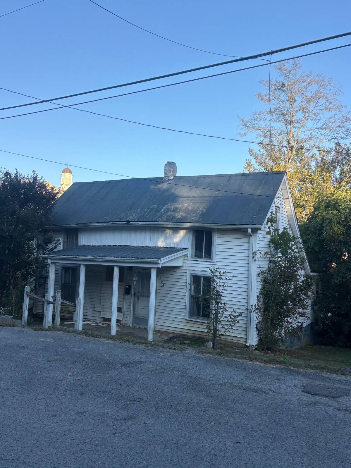 106 s second st