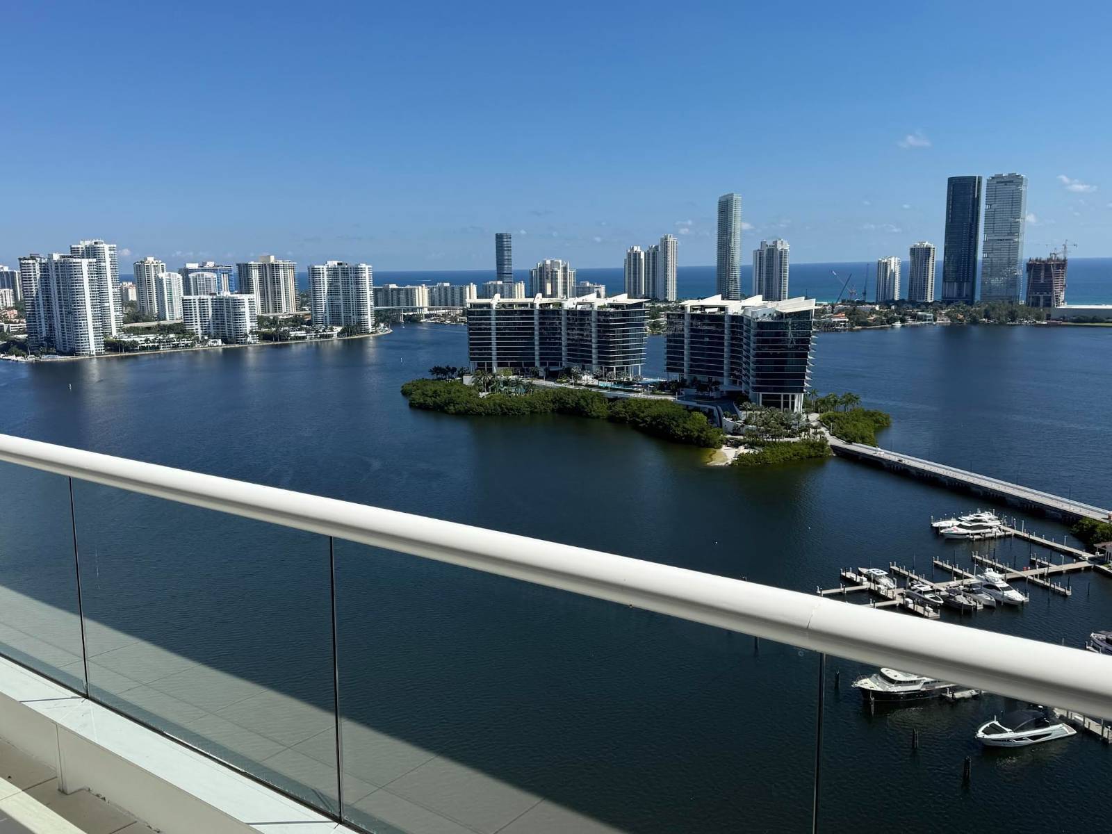 7000 Island Blvd, #2905, Aventura, FL 33160