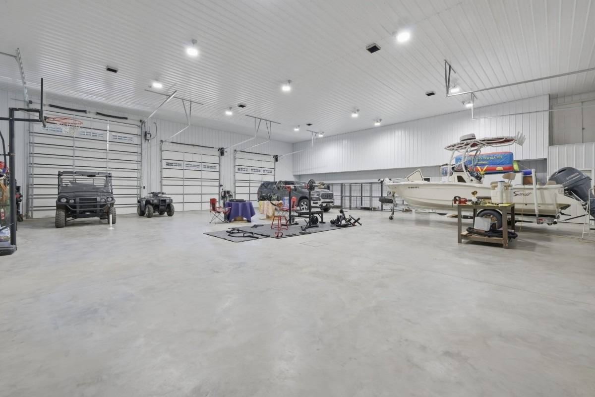 5279 State Line Road East