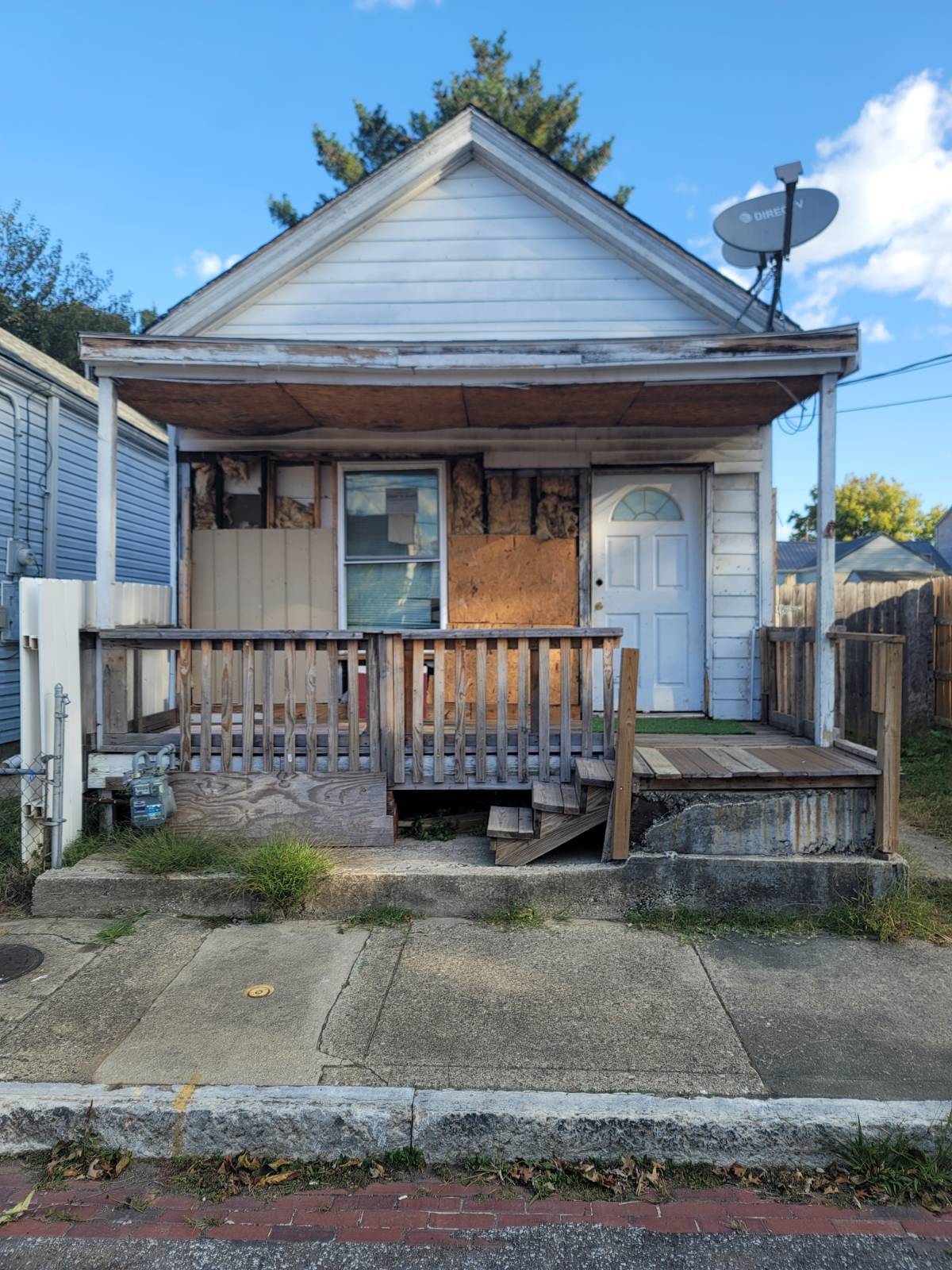 2319 ACKERMAN CT