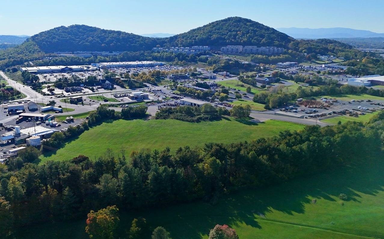 Photo 4 of 25 of land for sale at TBD N Frontier Drive, Staunton, VA 24401